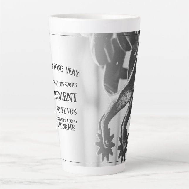 Caneca De Café Latte Anúncio de aposentadoria com esporos antigos (Frente)