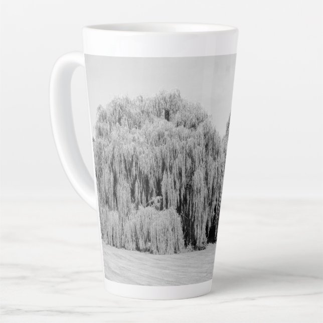 Caneca De Café Latte Árvores Selvagens Pretas e Brancas (Ângulo esquerdo)
