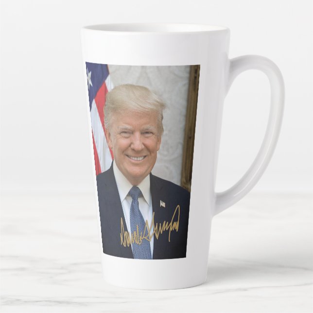 CANECA DE CAFÉ LATTE ASSINADO PELO PRESIDENTE TRUMP MUG (Direita)