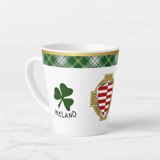 Caneca De Café Latte Barrett Irish Shield & Tartan Personalizado (Ângulo esquerdo)