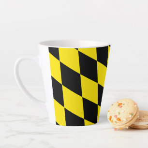 Caneca De Café Latte Baviera Preto e Amarelo Padrão de Bandeira de Diam