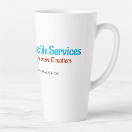 Caneca De Café Latte Bebendo