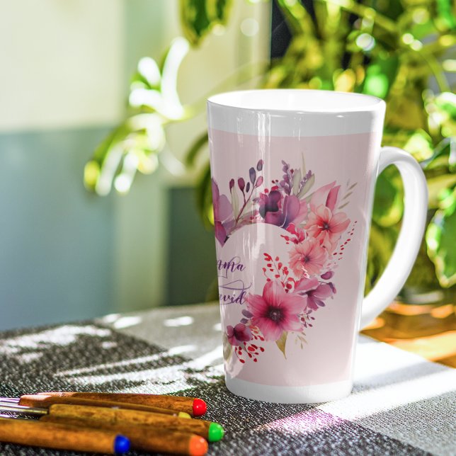 Caneca De Café Latte Blooms of Love | Nomes personalizados | DIA DE OS  (Criador carregado)