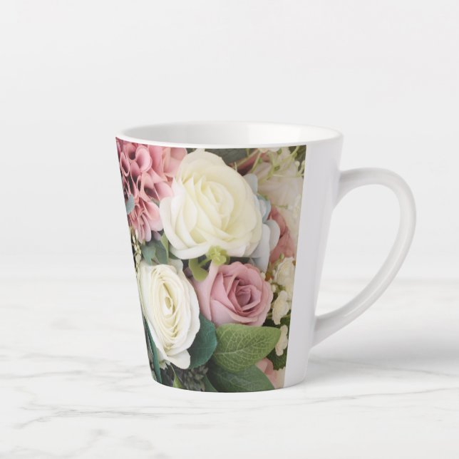 Caneca De Café Latte Buquê da Flor de Pastel (Direita)