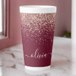 Caneca De Café Latte Burgundy Rose Gold Blush Rosa Brilho Monograma<br><div class="desc">Burgundy e Rose Gold - Rosa Cor-de-rosa Falso Brilho Metálico Lantejoulas Monograma Nome Latte Café Caneca. Isto faz o presente doce 16 anos,  casamento,  chá de noiva,  aniversário,  chá de bebê ou despedida de solteira perfeito para alguém que ama luxo e estilos chiques.</div>