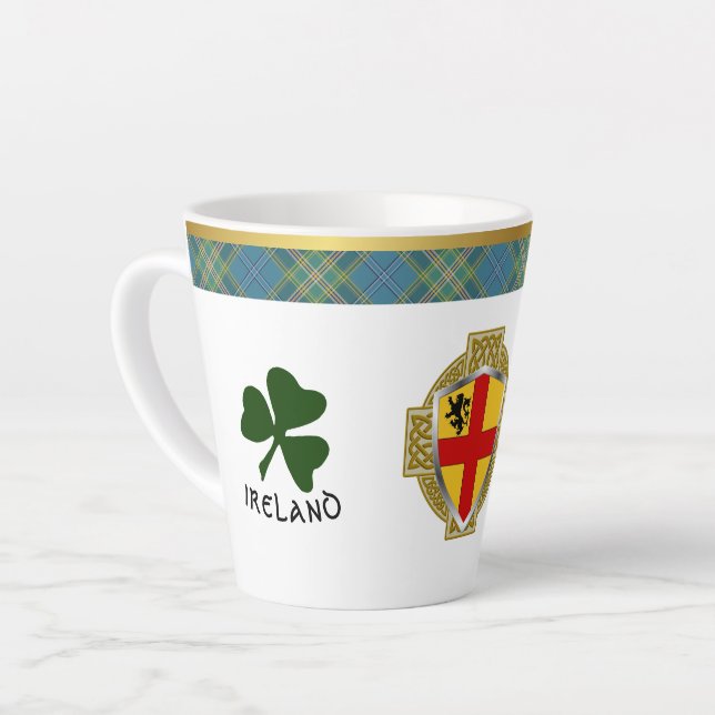 Caneca De Café Latte Burke Irish Shield & Tartan Personalizado (Ângulo esquerdo)