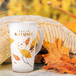 Caneca De Café Latte Cair No Amor Olá Outono Laranja Deixa Lata De Lata<br><div class="desc">(10) Celebrar a beleza encantadora do outono com o nosso latte mug "Fall In Love Hello Autumn" adornada com folhas aquáticas em tons de laranja ricos queimados. Europeia: Um pedaço encantador e rústico é ideal para chás de panela, fazer presente sazonal perfeito ou um encantador prêmio para jogos de noiva....</div>