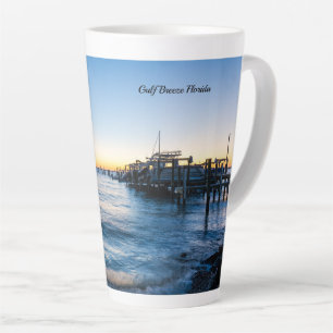 Caneca De Café Latte Caneca Pensacola Bay Sign Sunset By Dock Latte