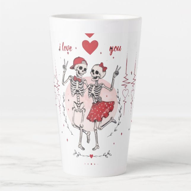 Caneca De Café Latte Casal de Esqueletos Engraçados Apaixonados (Frente)