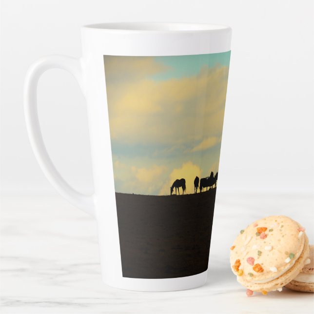 Caneca De Café Latte Cavalos na colina (In Situ)
