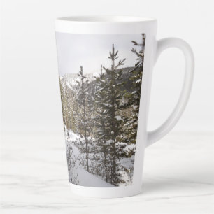 Caneca De Café Latte Cena da Montanha Snowy de inverno em Montana