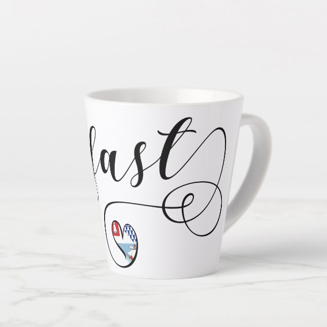 Caneca De Café Latte Cidade de Belfast Flag em Coração (Ângulo direito)