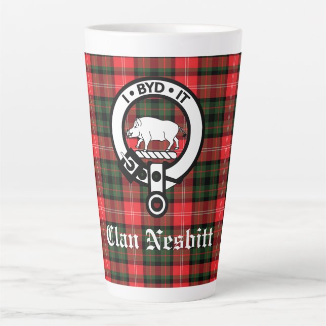 Caneca De Café Latte Clan Nesbitt Crest Crachá e Tartan Personalizado (Frente)