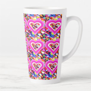 Caneca De Café Latte Corações amorosos brilhantes em um padrão de mosai