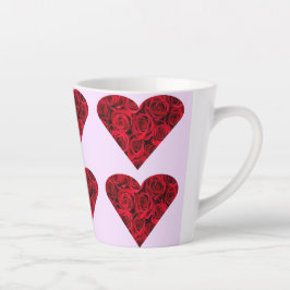 Caneca De Café Latte Corações de rosa na caneca Latte Rosa