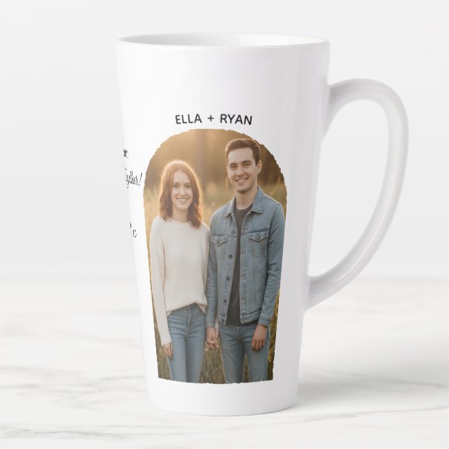 Caneca De Café Latte Custom Valentine's Day Couple’s Name & Picture (Direita)