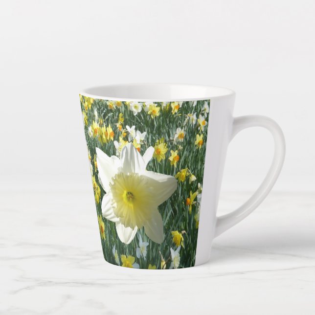 Caneca De Café Latte Daffodils Spring Flowers White Latte Mug (Direita)