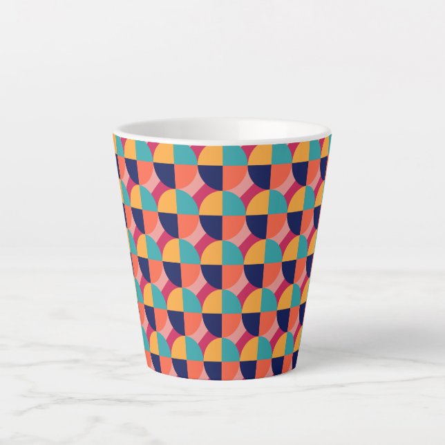 CANECA DE CAFÉ LATTE DESIGN GEOMÉTRICO. (Frente)