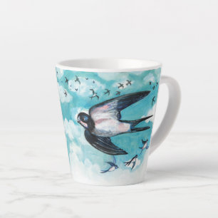 Caneca De Café Latte Engordas voando sobre o céu azul turvo