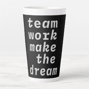 Caneca De Café Latte Equipe Trabalha Para Fazer A Coleção De Sonhos