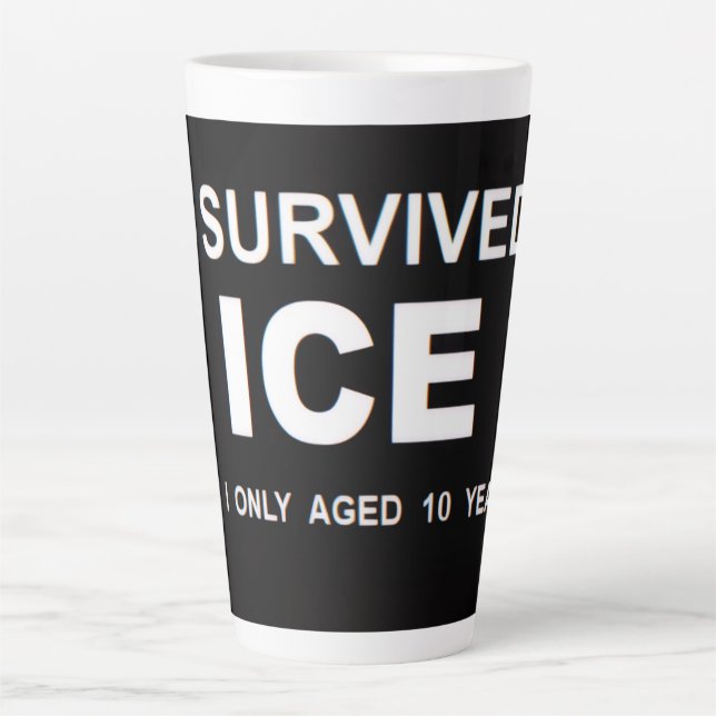 Caneca De Café Latte Eu Sobrevivi ao ICE  (Frente)