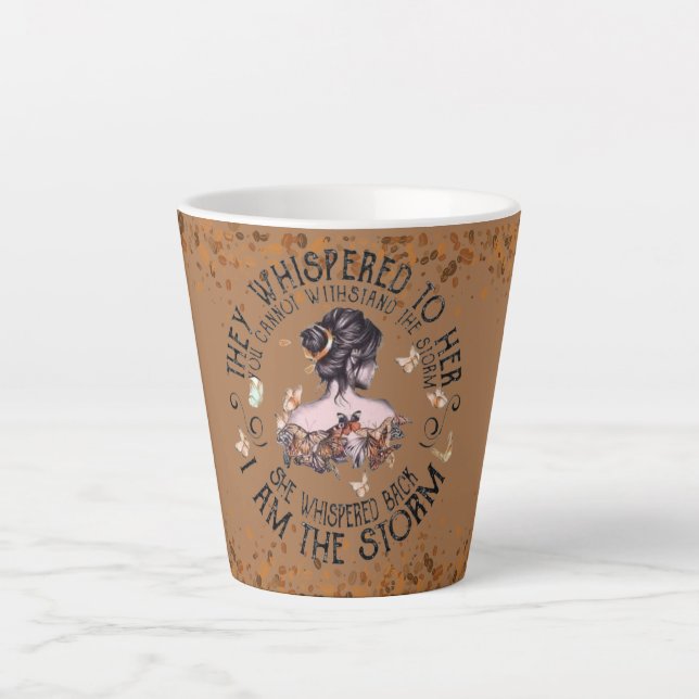 Caneca De Café Latte eu sou a tempestade (Frente)