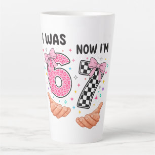 Caneca De Café Latte Eu tinha 6 anos agora eu tenho 7 números de aniver