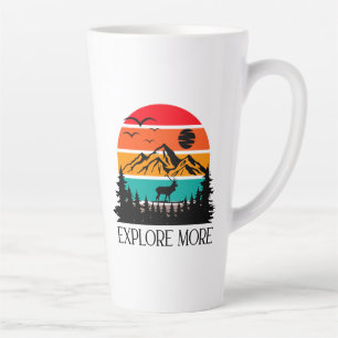 Caneca De Café Latte Explore mais empreendimento de montanha no exterio