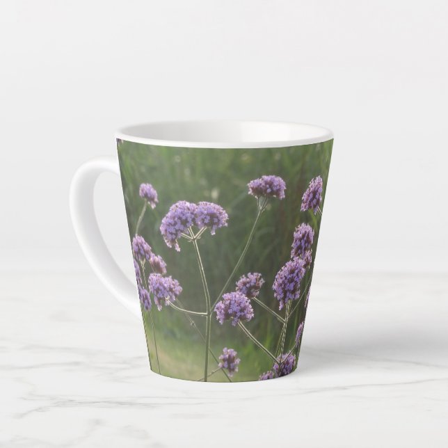 Caneca De Café Latte Flores de Verão Roxas Latte Mug (Ângulo esquerdo)