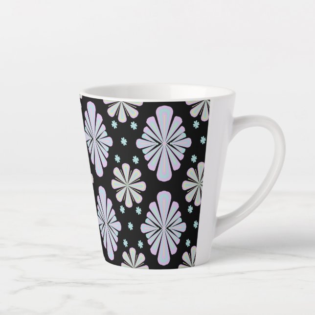 Caneca De Café Latte Formas Florais Pastéis em Fundo Preto (Direita)