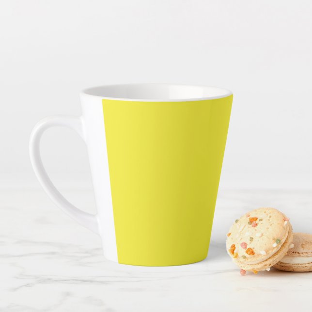 Caneca De Café Latte Fundo Amarelo Sólido Vibrante (In Situ)
