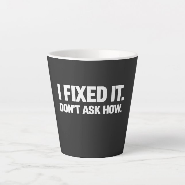 Caneca De Café Latte Funny Programmer Debugging Humor (Frente)