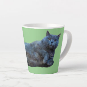 Caneca De Café Latte Gato de Kitty Shorthair Britânico que fica ao lado