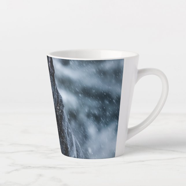Caneca De Café Latte German shepherd preto no Cobrir da escova de neve (Direita)