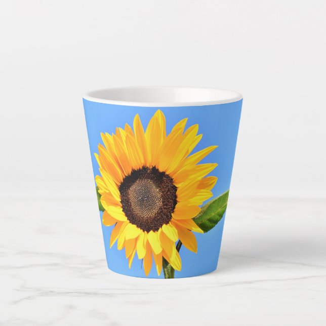 Caneca De Café Latte Girassol contra Sol no Céu Azul - Verão (Frente)