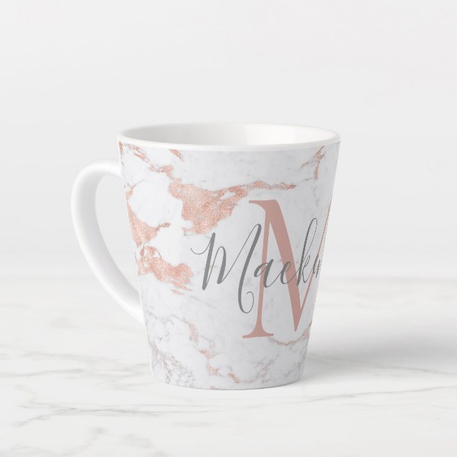 Caneca De Café Latte Girly Trendy Rosa Gold Marble Monograma (Ângulo esquerdo)