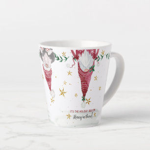 Caneca De Café Latte Gnomo de Natal Stars on Foliage Hang In Ali