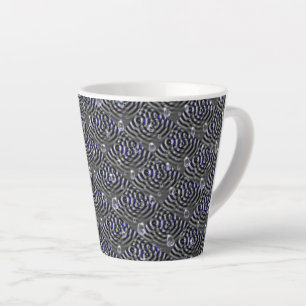 Caneca De Café Latte Gotas de chuva no metal azul de cinza