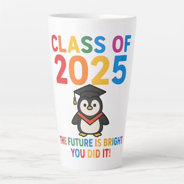 Caneca De Café Latte Graduação em Pinguim em 2025 (Frente)