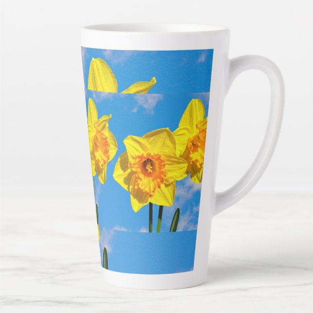 Caneca De Café Latte Grupo de Daffodils Dourados Flores Medalhadas (Direita)