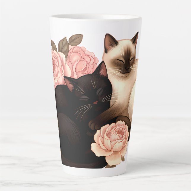 Caneca De Café Latte Heartbound: Siamese & Black Cats in Bloom (Frente)