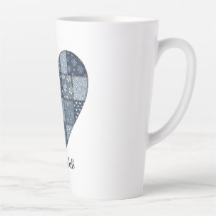 Caneca De Café Latte Ilustração de Coração de Remendo de Denim Azul Rús