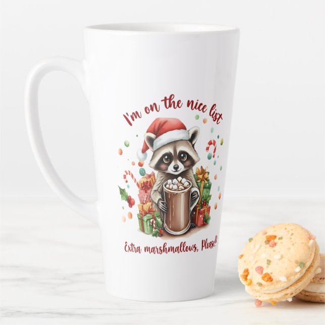 Caneca De Café Latte "I'm On The Nice List" Raccoon Christmas (In Situ)