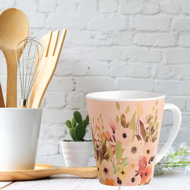 Caneca De Café Latte Jardim de Flor de Aquarela Apricot (Criador carregado)