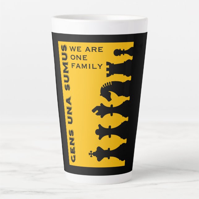 Caneca De Café Latte Jogadores de Xadrez Competitivos (Frente)