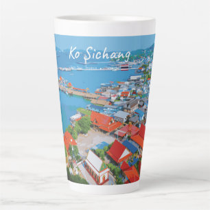 Caneca De Café Latte Ko Sichang, Tailândia - Vista Vibrante do Porto Gr