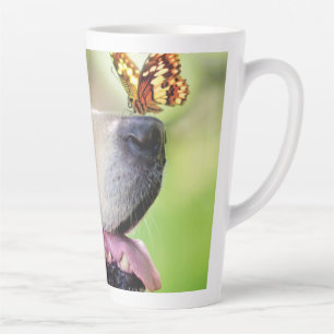 Caneca De Café Latte Labrador E Travesseiro decorativo De Borboleta