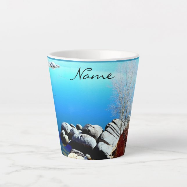 Caneca De Café Latte Linha costeira do Lago Watson Thunder_Cove (Frente)