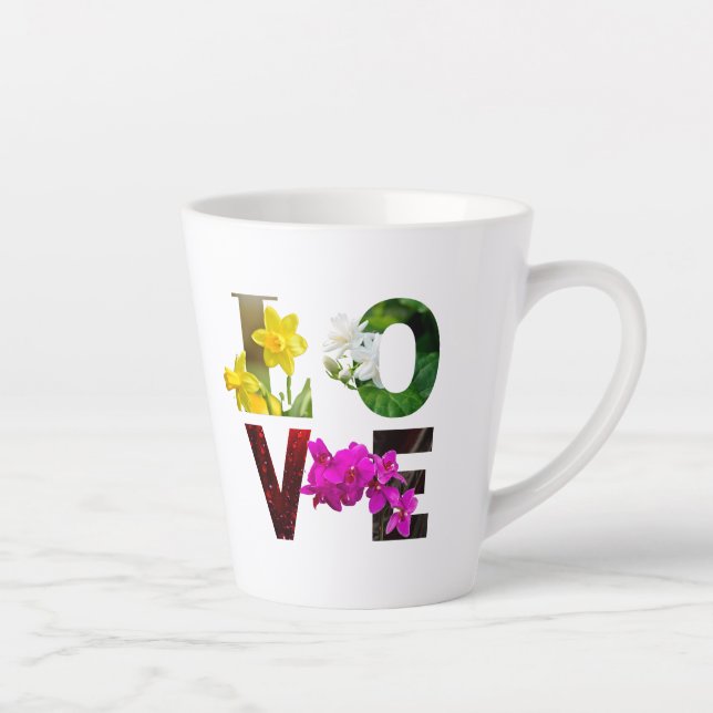 Caneca De Café Latte LOVE Floral Typography  (Direita)