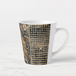 Caneca De Café Latte Lovely Owl in the Flowers Garden ,Gold Checkered ,